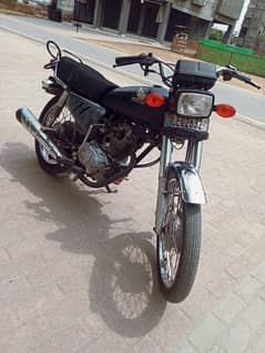 Honda 125 Full ok in good condition Documents clear biomatricavailable