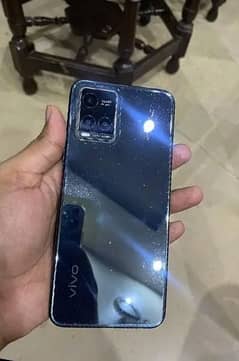 vivo y33s mobile hai 8 gb 128 gb hai koi bi masla nhe bs glass changei