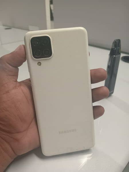 samsung A12 4/64  with box exchange possible 4