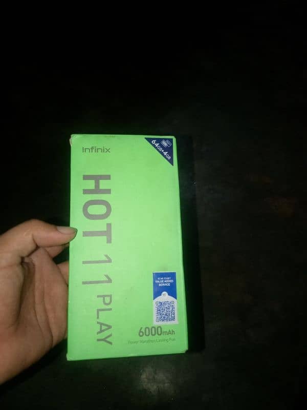 Infinix hot 11 paly 4/64 2