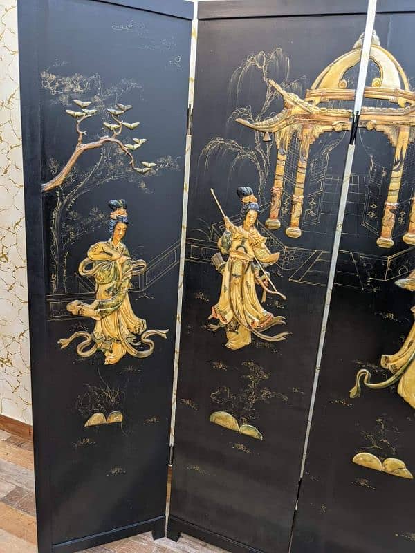 Antique Chinese Partition screen with Mother of pearl Inlay work 13