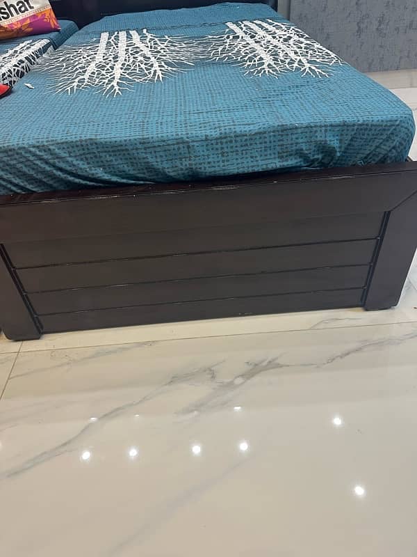 Single Bed 1