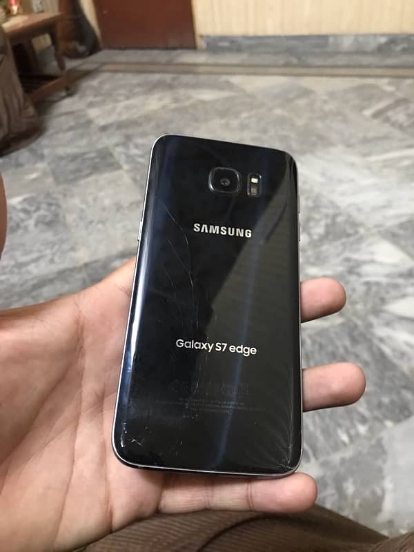 s7 edge black 4/32 2