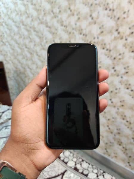 I phone 11 pro 4 month sim time available 3