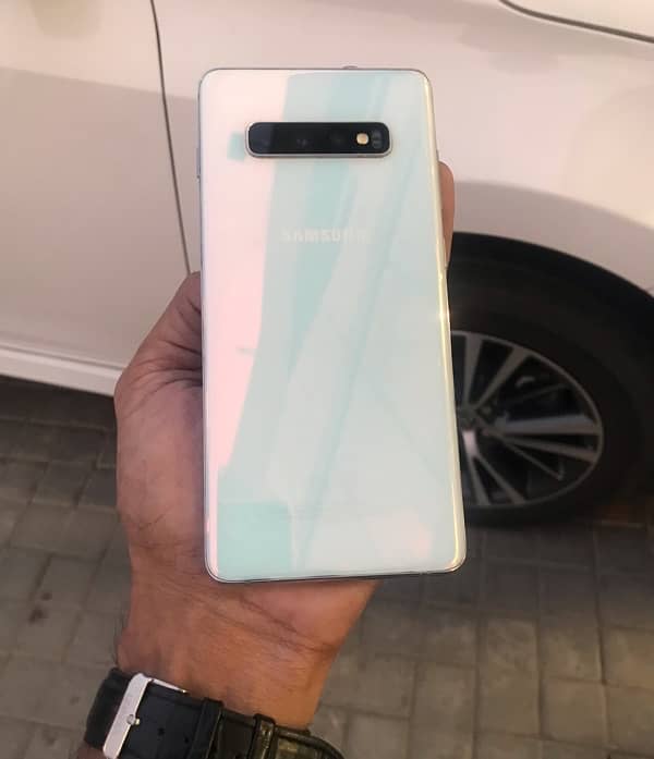 samsung s10 plus 128 GB dual sim 1