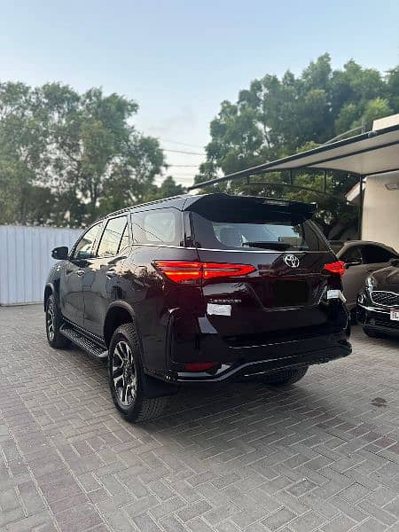 Toyota Fortuner Legender 2022 2