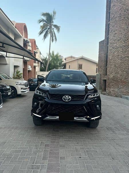 Toyota Fortuner Legender 2022 14