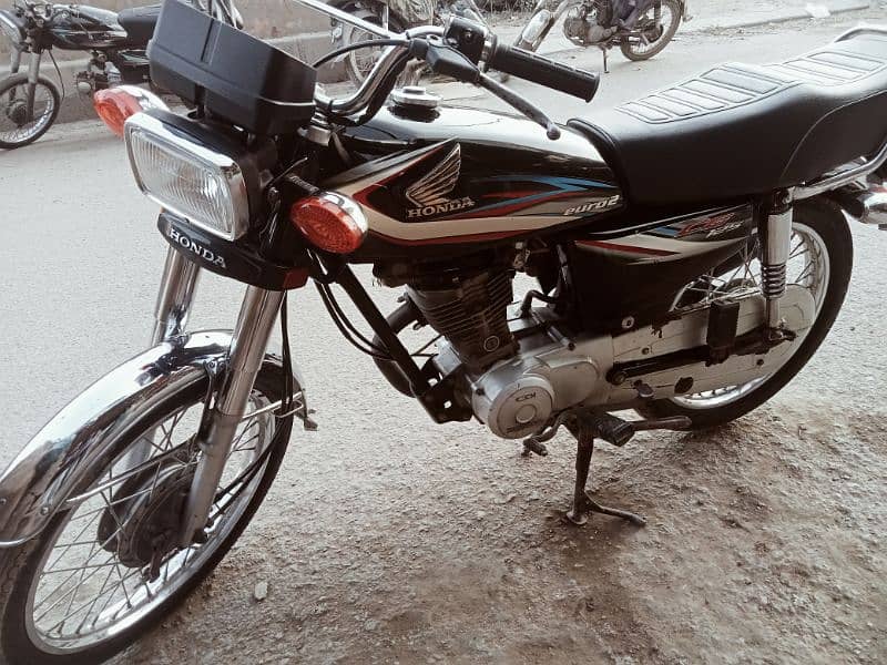 Honda cg125 2015 karachi number 4