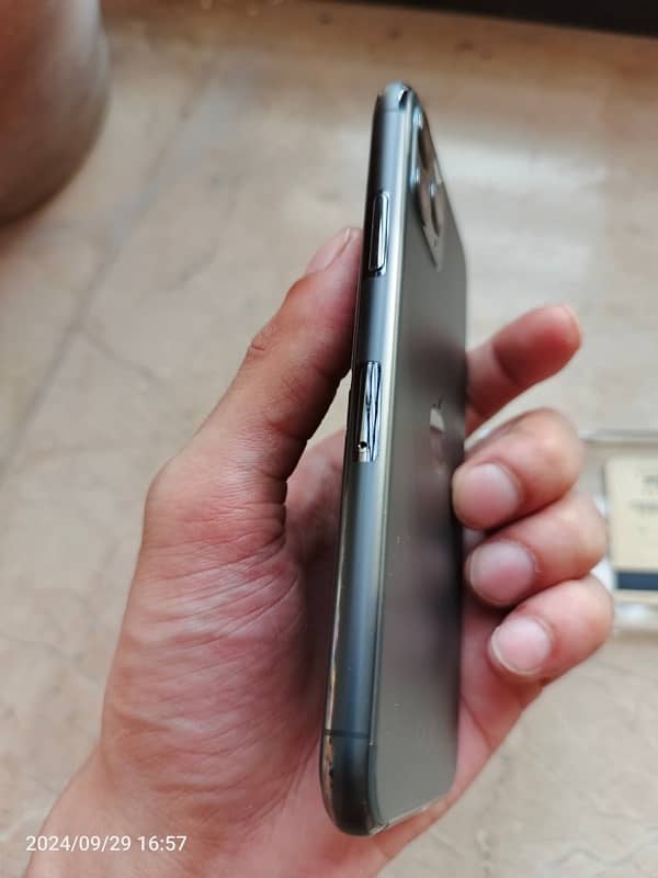 Iphone 11 Pro ( Pta Approved ) 2