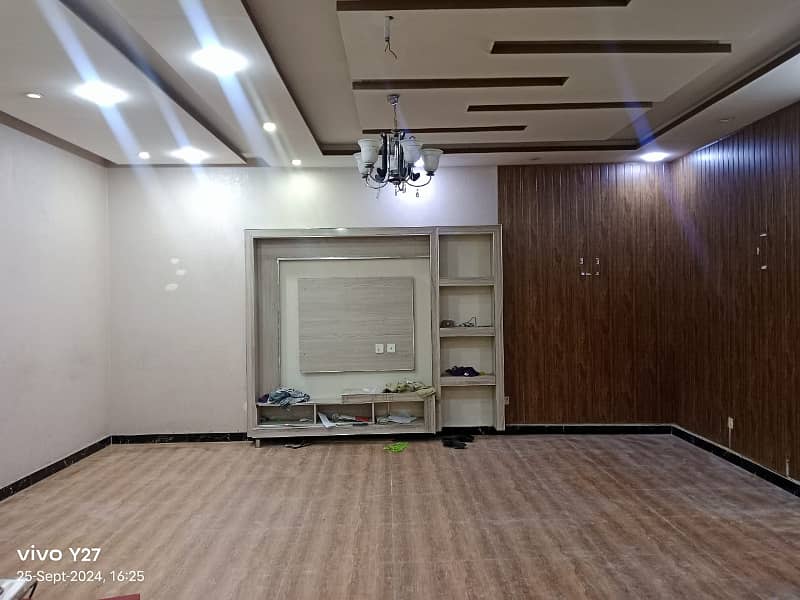 800 sq ft Ground Floor on main Khyaban e Firdousi Shadewal chowk 13