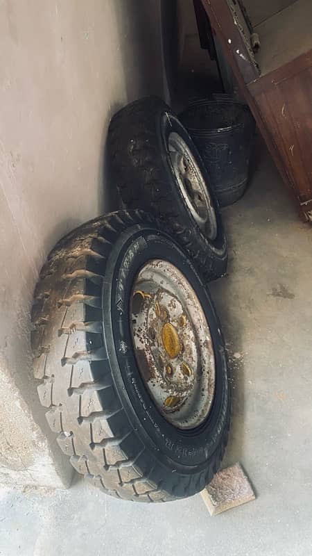 loading tyres for Suzuki 0