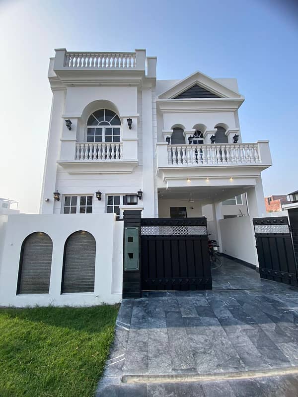 5 Marla Luxury House Available For Sale In DHA 9 Town Lahore 0