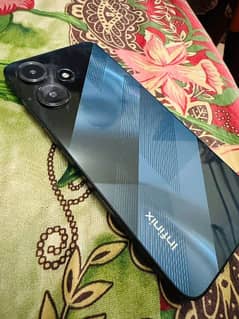 INFINIX HOT 30 PLAY VERY EXCELLENT CONDITION SLIGHTLY USE 10/9.5