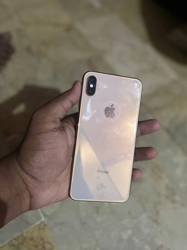 iPhone xsmax 256 gb For sala 4