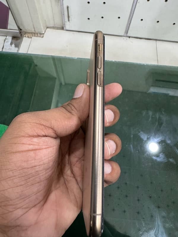 iphone XS 256GB PTA approved 3