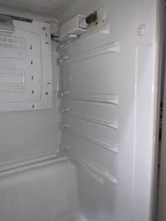 pre owned pel refrigerator 0