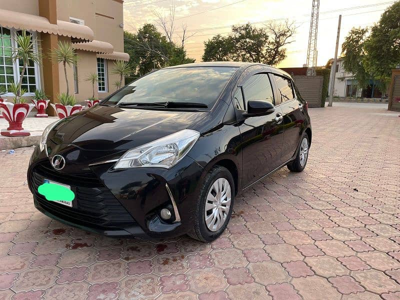 Toyota Vitz 2018 8