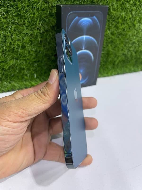 iPhone 12 Pro 256GB Dual Sim Pta Approved Water Resistant Airtight 2