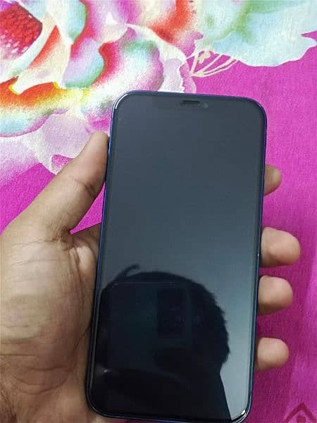 urgent sell iphone 12 factory unlock 64 gb only battery message 3