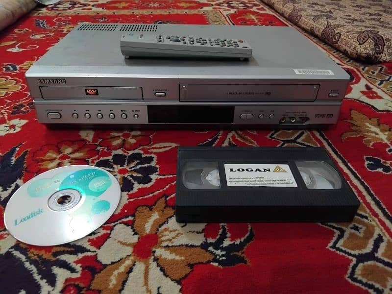 LG Samsung vcr and dvd player ok and good condition What 03329203056 3