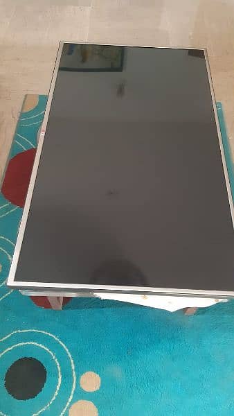 lg smart LCD full hd 50 inches 2