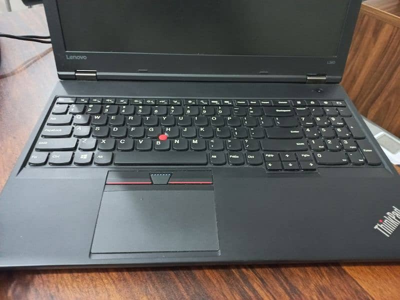 lenovo laptop 10/10 with graphics card 2