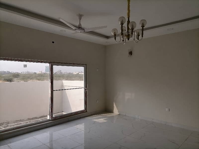 Falcon Complex New Malir House Sized 350 Square Yards Is Available 15