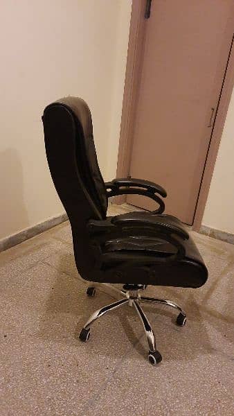 Office / Study Chair 1