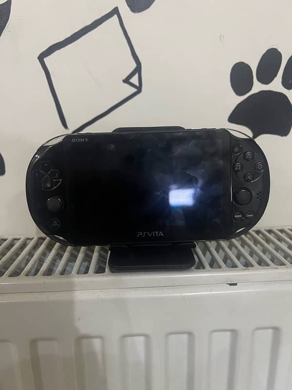 ps vita 2000 1