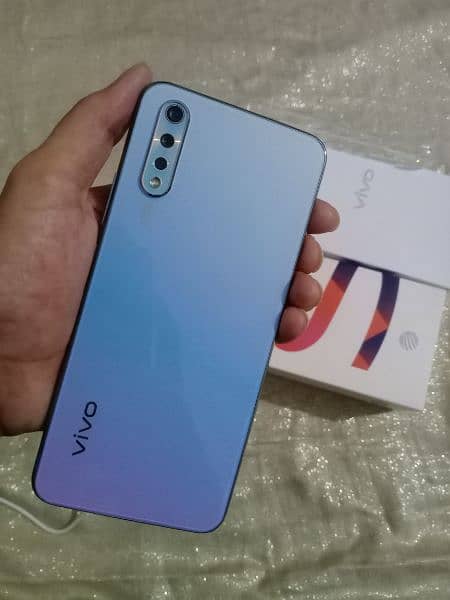 Vivo S1 256Gb+8Gb_ Box+ Charger- 18,500 final ha. . Reasonable price 1