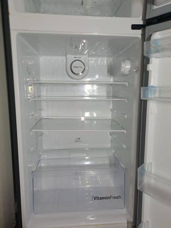 refrigerator in new condition for sale 5