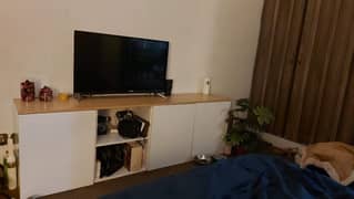 TV Console 0