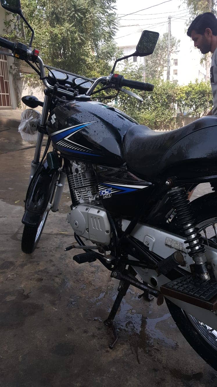 Suzuki GS 150 2017 3