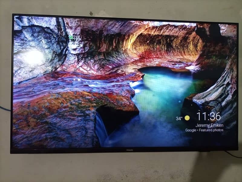 43 inch Android LED just like new 4