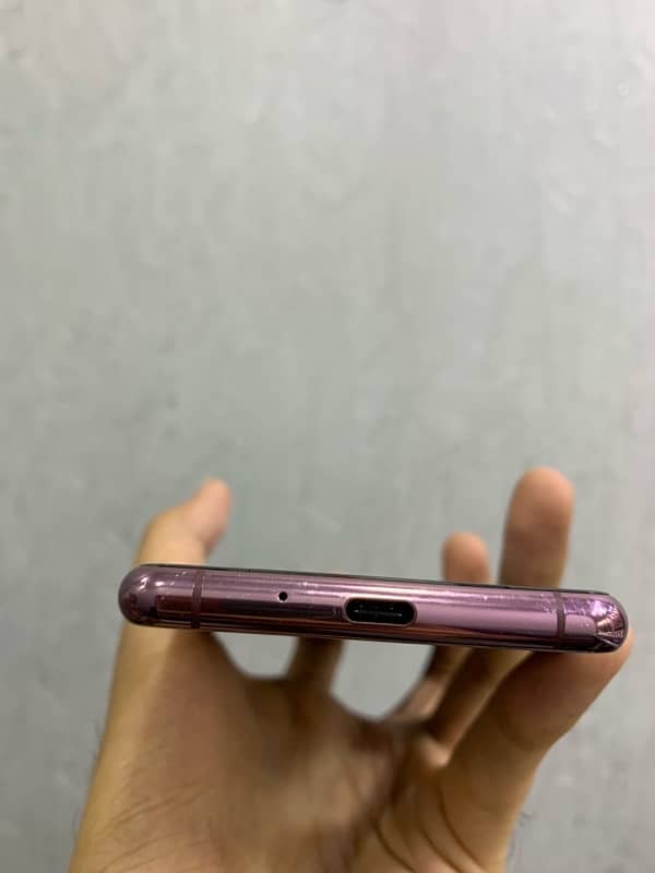 XPERIA 5 MARK 2, 8GB RAM 128GB ROM,SNAPSRAGON 865 OFFICAL PTA APPROVED 3