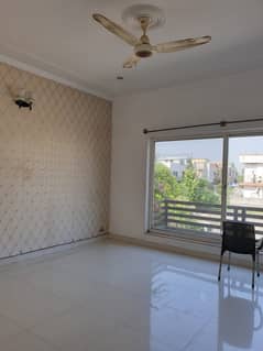 Upper Portion For Rent in Bahria Town Phase 5 0