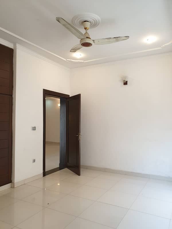 Upper Portion For Rent in Bahria Town Phase 5 17