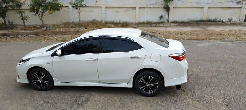 Toyota Corolla Altis 2018 B2B original car 4