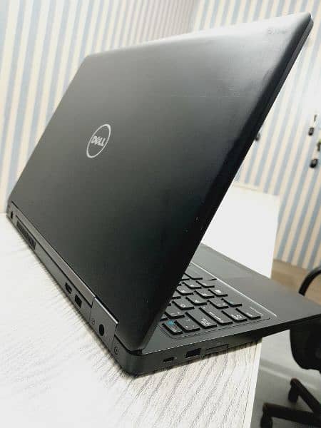 Dell Latitude 5580 4