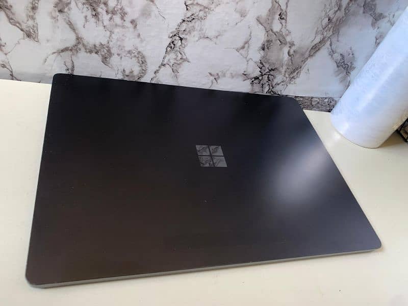 Microsoft surface laptop 3 17 10thgen 16gbram 512gbssd 4