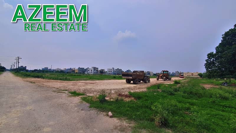 01 KANAL PLOT FOR SALE BLOCK A NEAR PARK 11