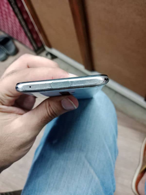 OPPO Reno 2. . 4