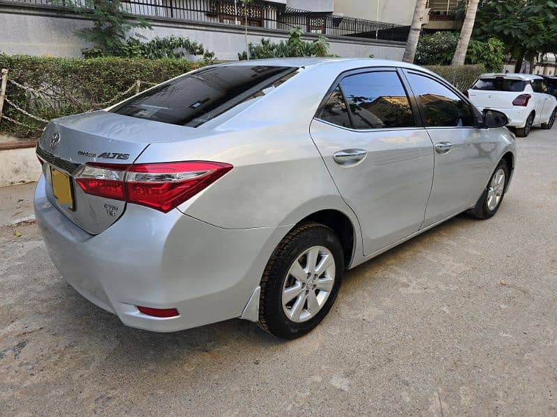 Toyota Altis Grande 2017 7