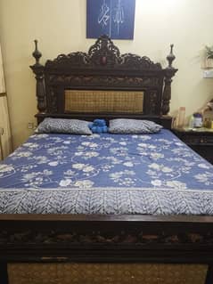 Pure Wooden Super King Size Bed Set for Sale Heavy Weight Bedset 0