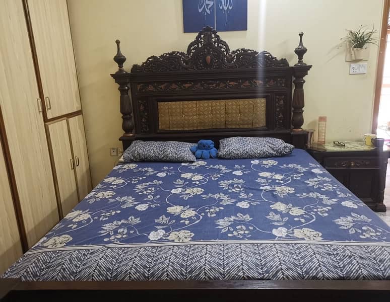 Pure Wooden Super King Size Bed Set for Sale Heavy Weight Bedset 1