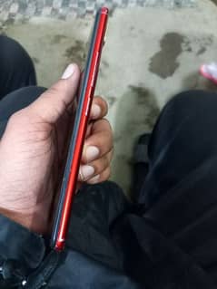 condition aap logo ky samney hy 4gb 64 gb vivo y85A daba sath hy 0