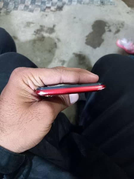 condition aap logo ky samney hy 4gb 64 gb vivo y85A daba sath hy 4