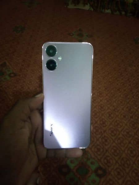 spark new 7 utra 8 gb 128 Gb only set 3