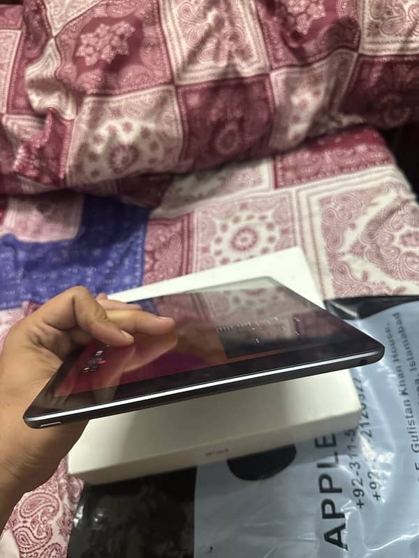 Apple iPad 9th Gen 64Gb Wifi 3