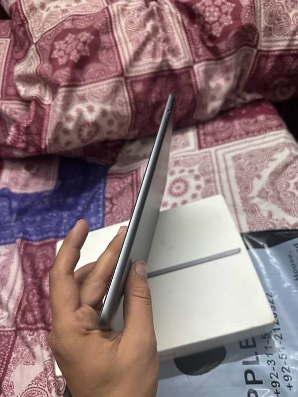 Apple iPad 9th Gen 64Gb Wifi 4